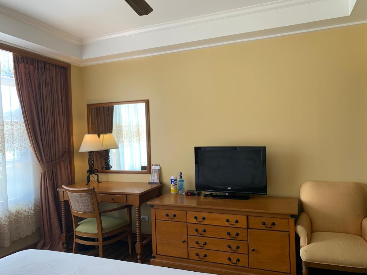 باغيو The Manor Hotel Baguio Private Unit Superior Room With A Great View المظهر الخارجي الصورة